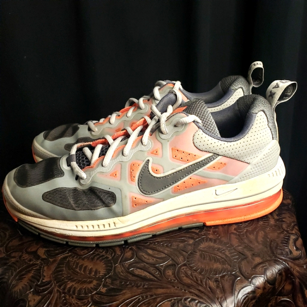 Nike Air Max 'Genome' Sneakers in Men's size 9.5